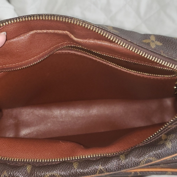 SOLD Louis Vuitton Nile - Picture 7 of 16